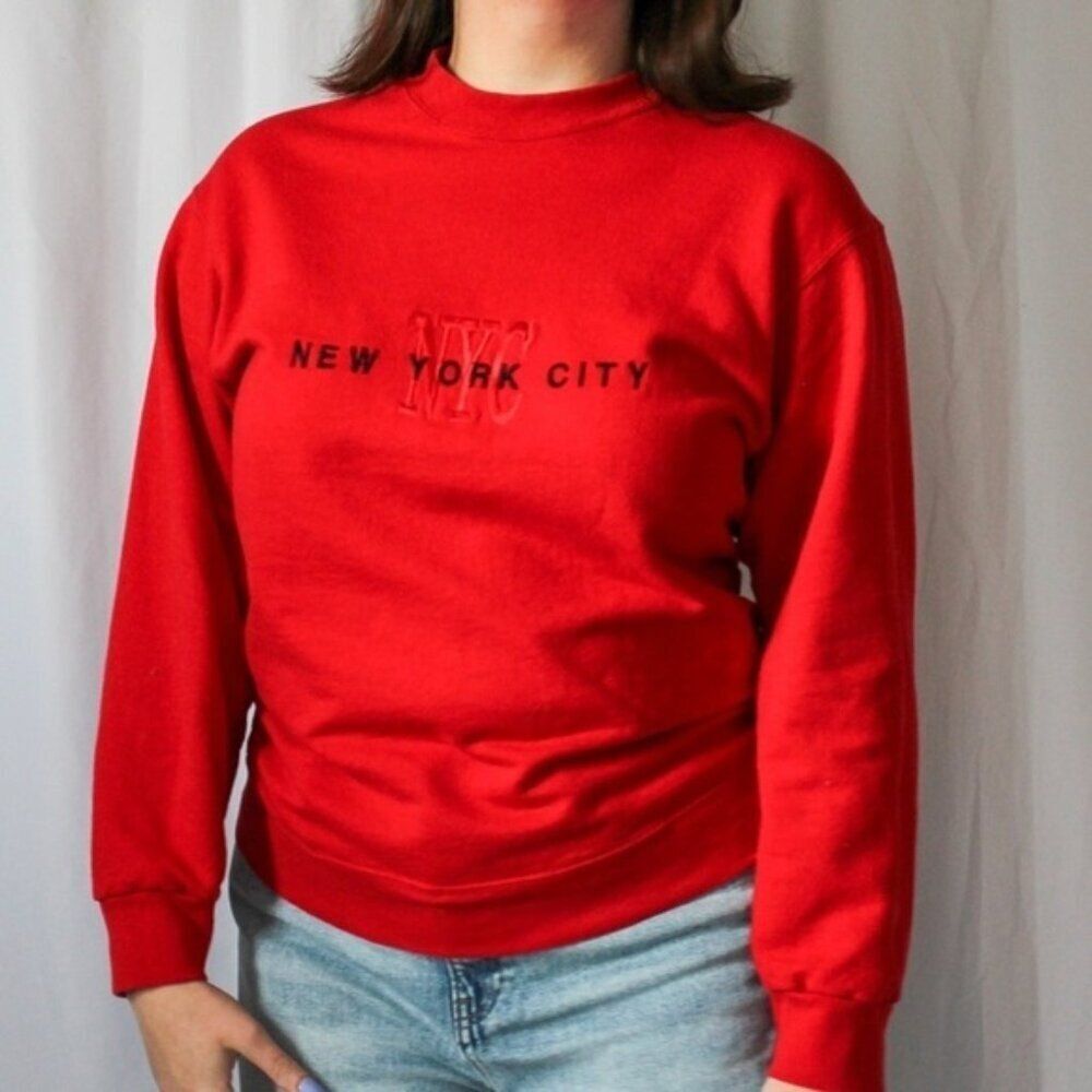 Retro 90s Red New York City Crewneck Sweatshirt Medium